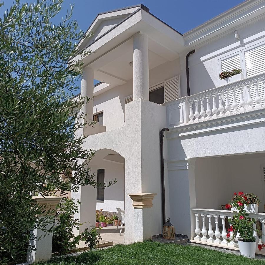 Villa Kurti Дуррес Экстерьер фото